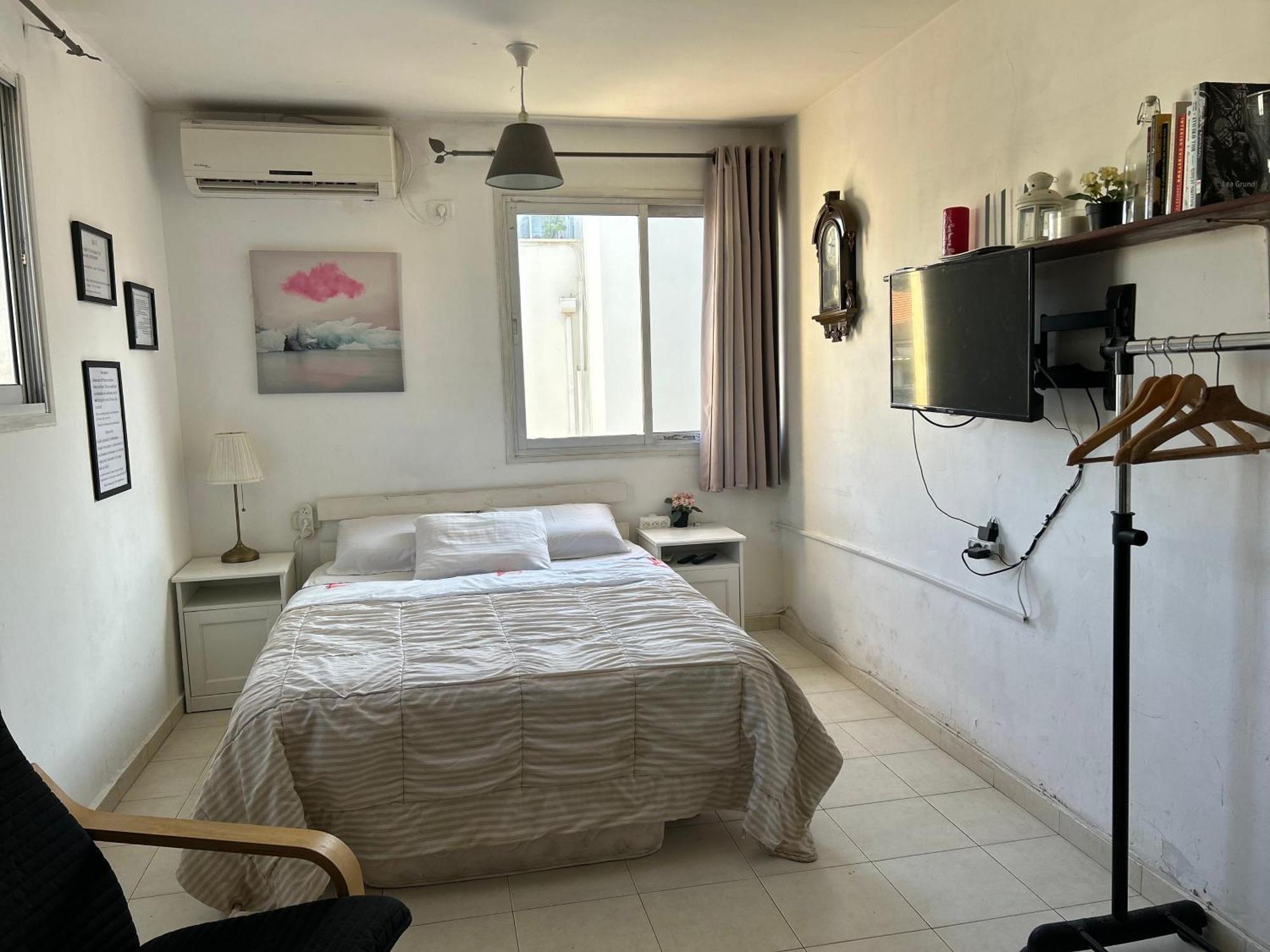 Amir's Apartment *